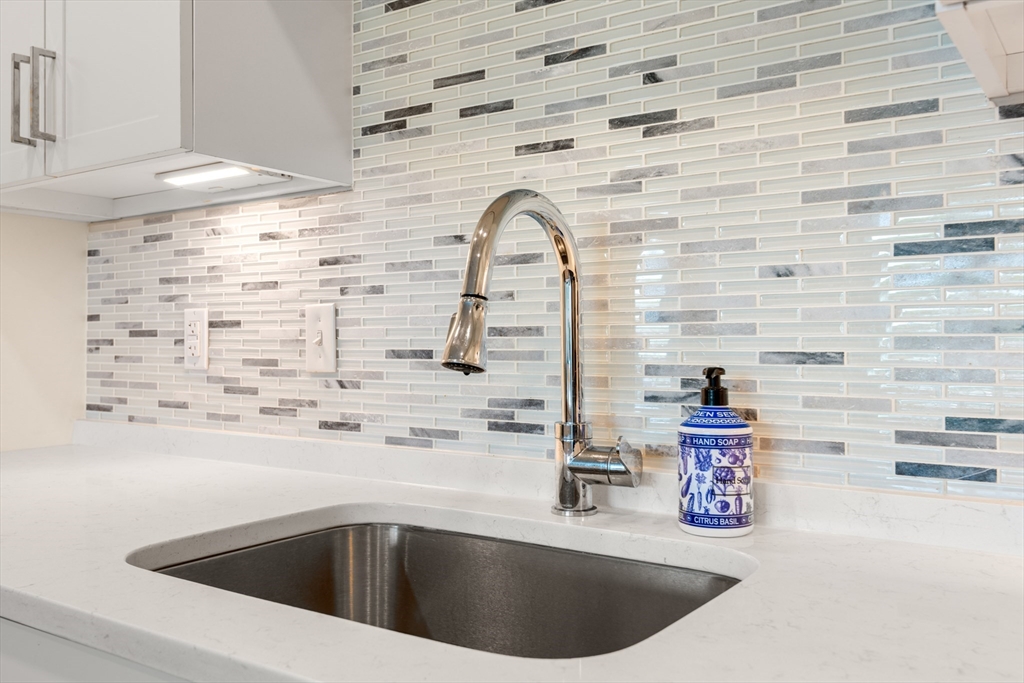 3531 Washington Street, Unit 304 Boston, MA 02130 - Photo 7 of 40