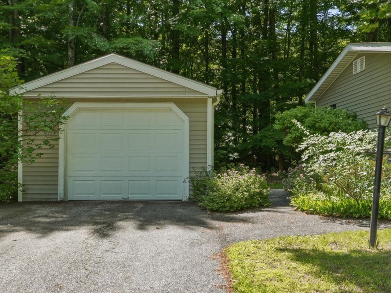 135 Williston Woods Road Williston, VT 05495 - Photo 21 of 29
