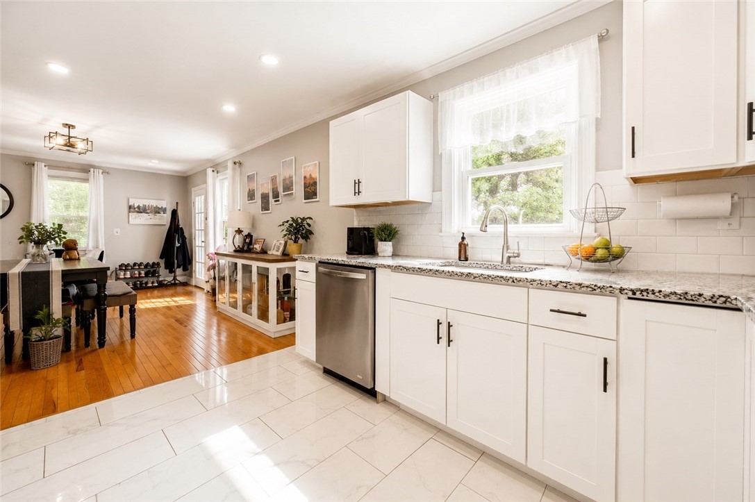 35 Sisson Street Providence, RI 02909 - Photo 4 of 22
