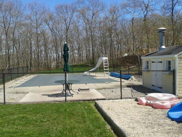 14 Robin Road Sandwich, MA 02563 - Photo 5 of 12 Additional Photo