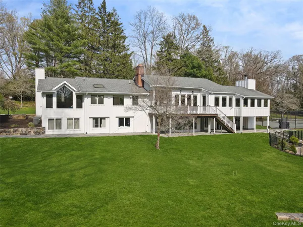 $1,995,000 | 20 Oscaleta Road, South Salem, NY 10590