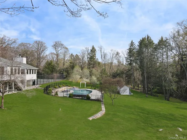 $1,995,000 | 20 Oscaleta Road, South Salem, NY 10590