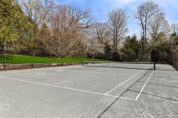 $1,995,000 | 20 Oscaleta Road, South Salem, NY 10590