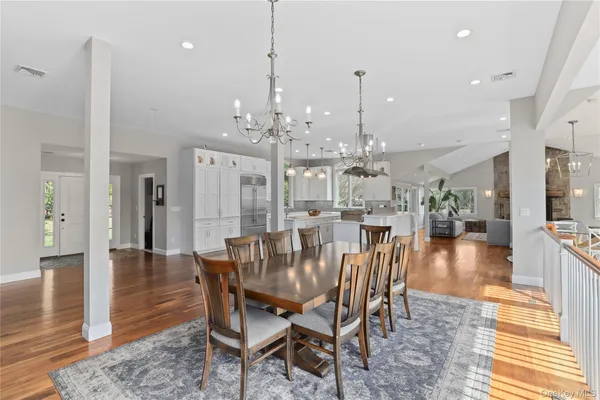 $1,995,000 | 20 Oscaleta Road, South Salem, NY 10590