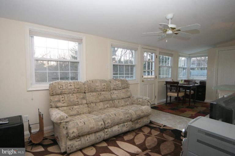 9900 Capitol View Avenue Silver Spring, MD 20910 - Photo 12 of 29 Other #1