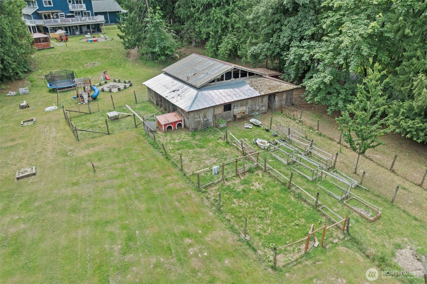 19515 Ap Tubbs Road East Carbonado, WA 98323 - Photo 29 of 32