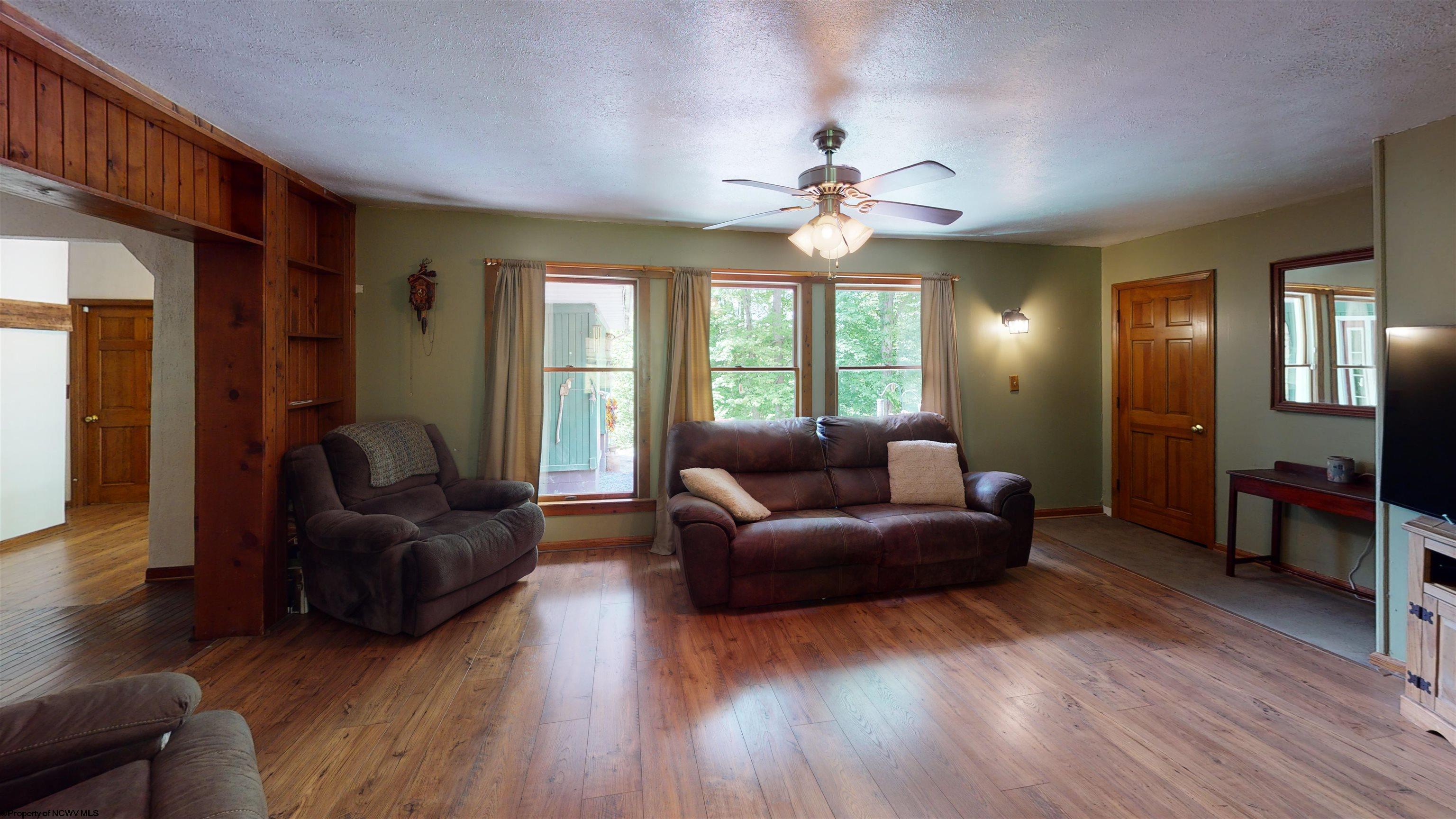 129 Valley Falls Road Fairmont, WV 26554 - Photo 13 of 30 Gallery Image 13