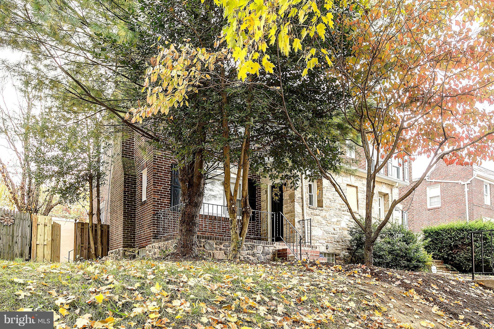 4645 Harcourt Road Baltimore, MD 21214 - Photo 3 of 29 Enjoy Large Front Yard