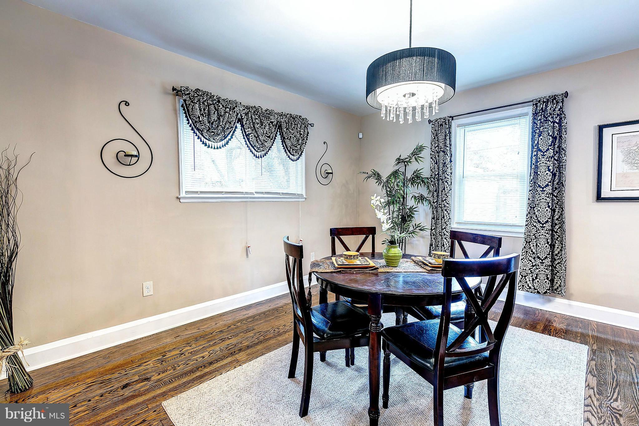 4645 Harcourt Road Baltimore, MD 21214 - Photo 7 of 29 Dining Room