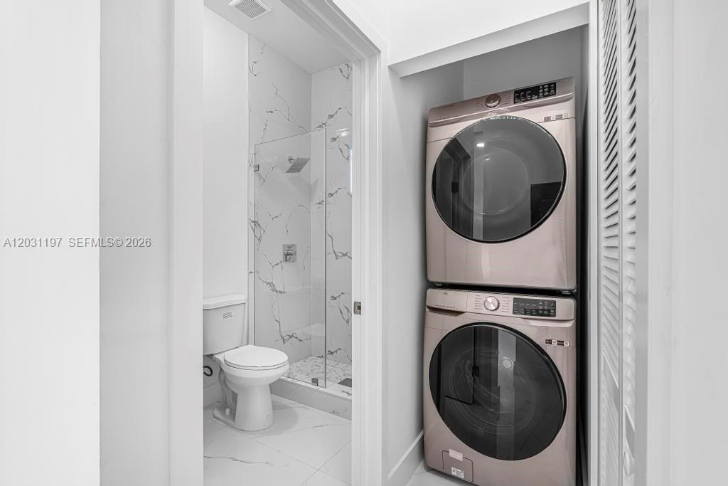 2419 Northwest 97th Street, Unit B Miami, FL 33147 - Photo 12 of 19