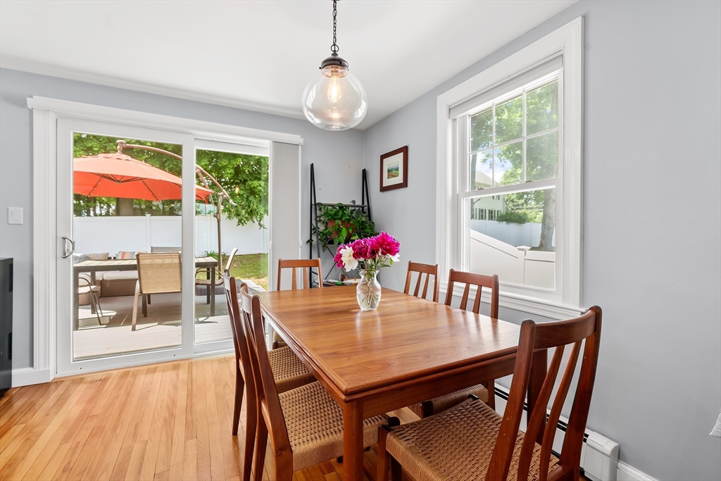 9 Chapman Road Wakefield, MA 01880 - Photo 8 of 34