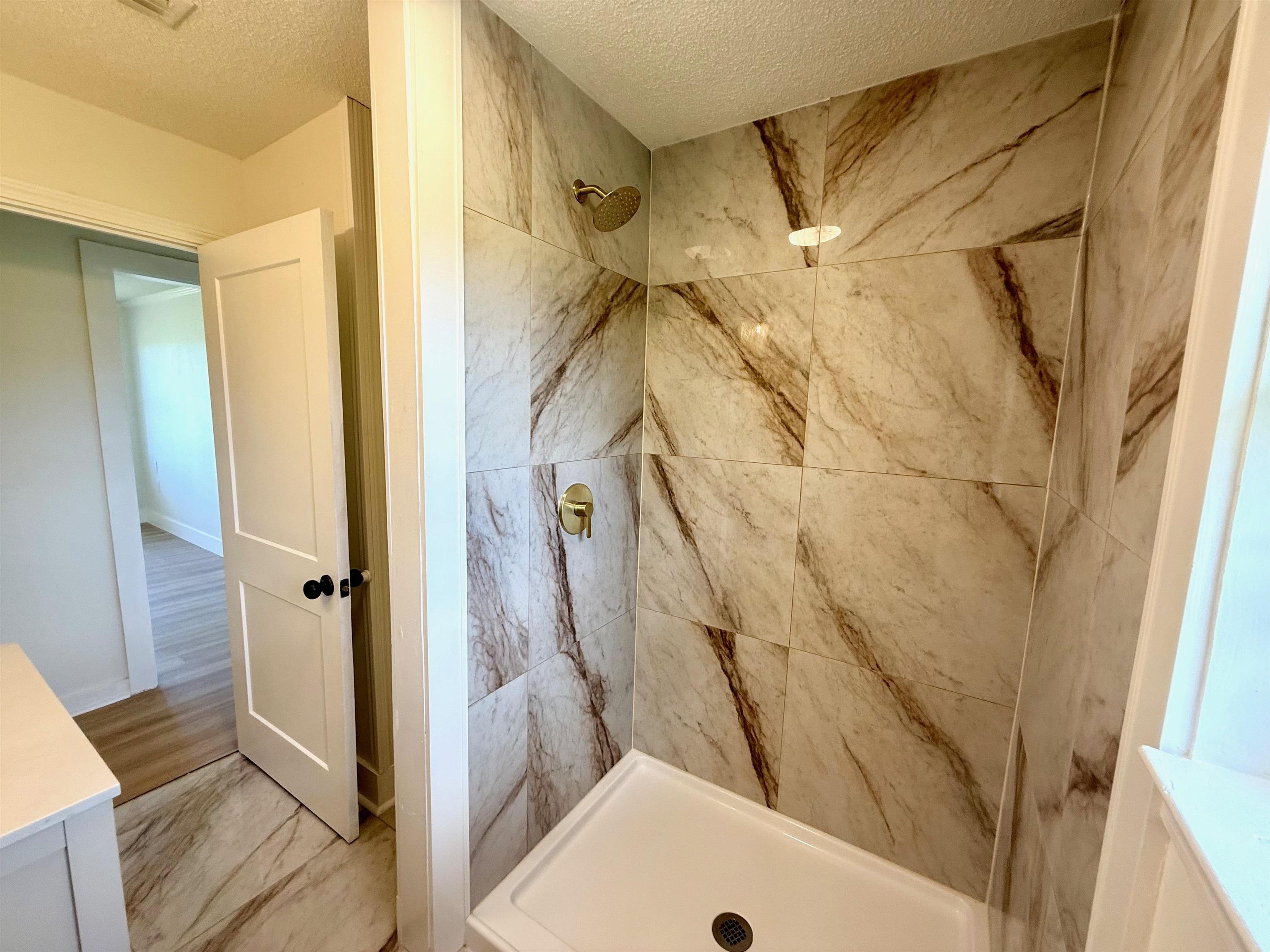 11698 Poser Road Foley, AL 36535 - Photo 9 of 20 Bathroom