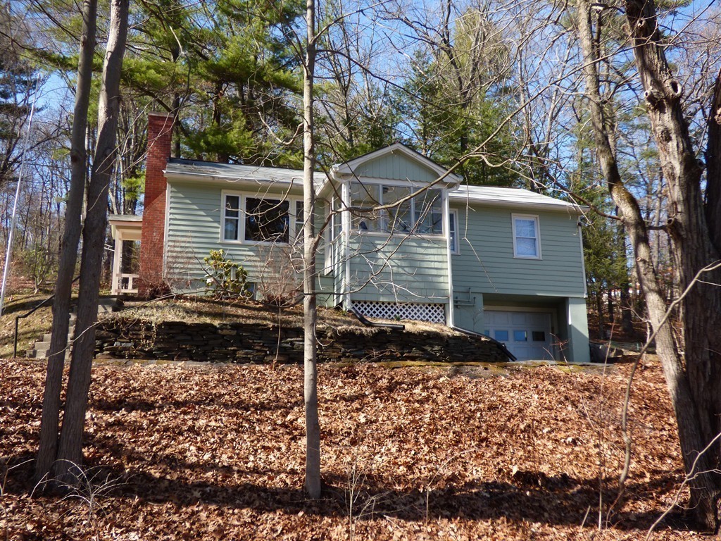 19 Stage Road Deerfield, MA 01373 - Photo 2 of 29 Gallery Image 2