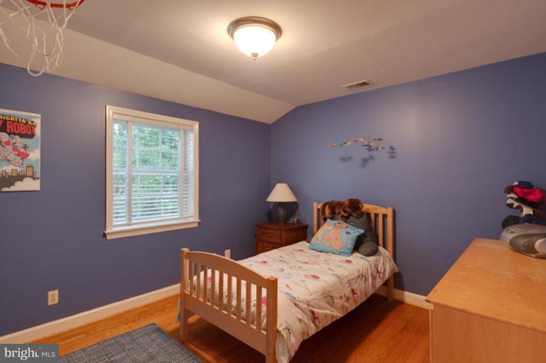 4733 34th Road North Arlington, VA 22207 - Photo 27 of 30 Bedroom Three