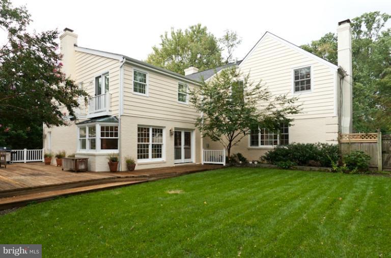 4733 34th Road North Arlington, VA 22207 - Photo 28 of 30 Exterior (Rear)