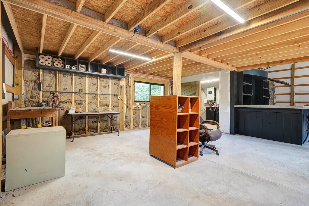 3155 Pigeon Spur Road South Pittsburg, TN 37380 - Photo 60 of 78 a view of a room with gym equipment