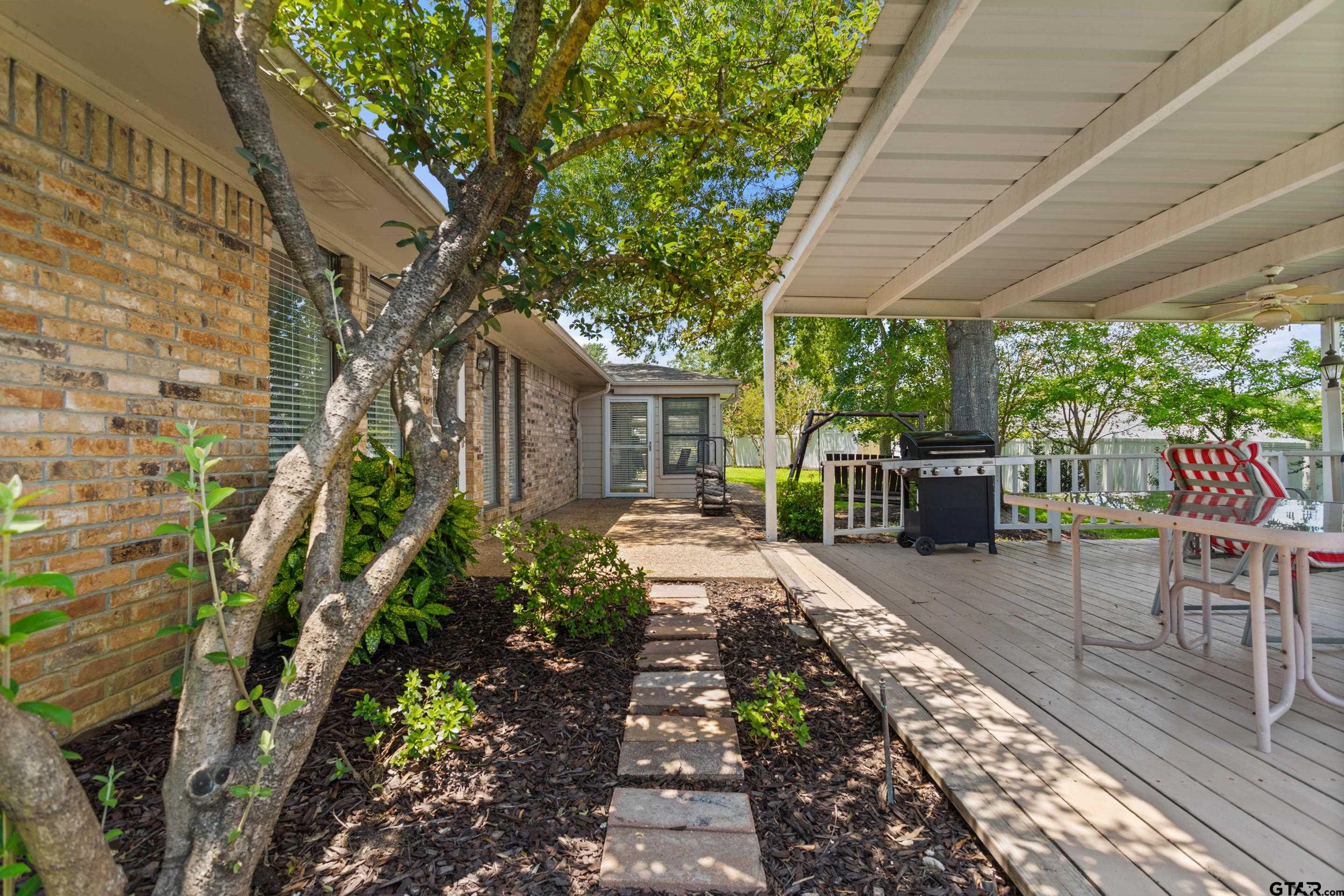 507 Ridgeway Drive Chandler, TX 75758 - Photo 34 of 37