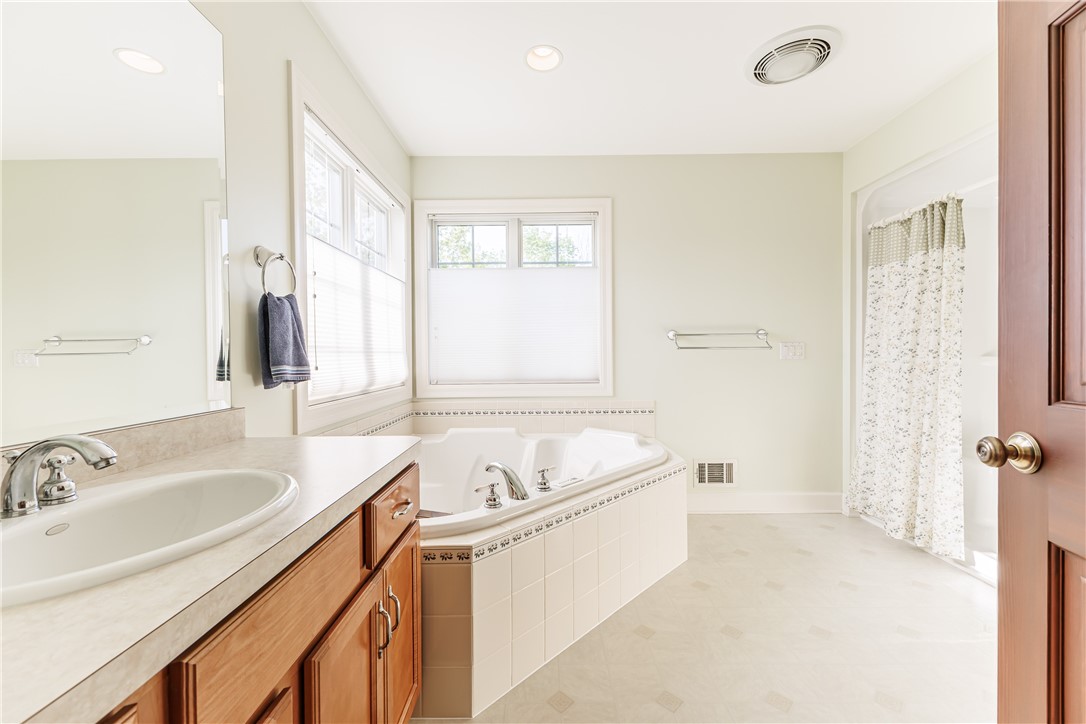 857 West Bloomfield Road Honeoye Falls, NY 14472 - Photo 20 of 50