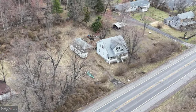 $50,000 | 22001 Westernport Road Southwest, McCoole, MD 21562