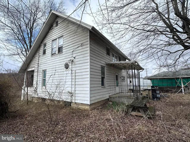 $50,000 | 22001 Westernport Road Southwest, McCoole, MD 21562