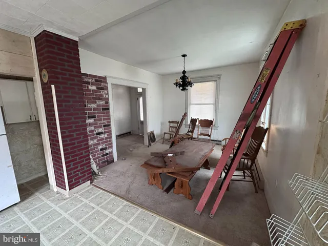 $50,000 | 22001 Westernport Road Southwest, McCoole, MD 21562