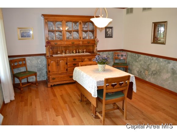 218 Sebring Road Springfield, IL 62707 - Photo 15 of 20 Gallery Image 15