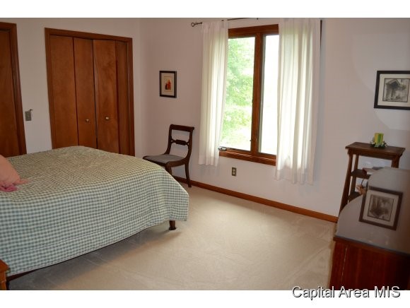 218 Sebring Road Springfield, IL 62707 - Photo 18 of 20 Gallery Image 18