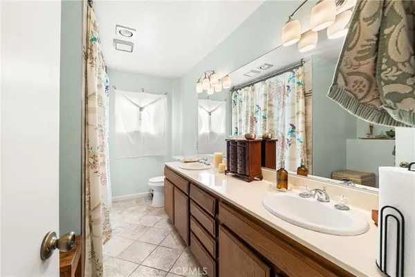 $680,000 | 2411 East Greenview Drive, Glendora, CA 91740