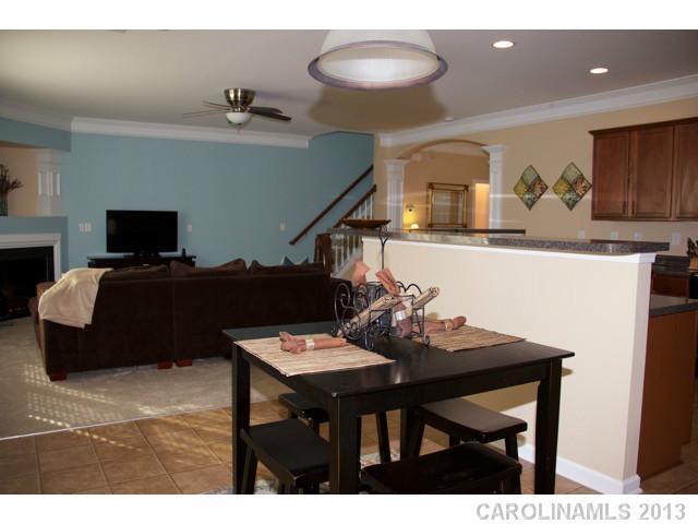802 Rook Road Charlotte, NC 28216 - Photo 6 of 16