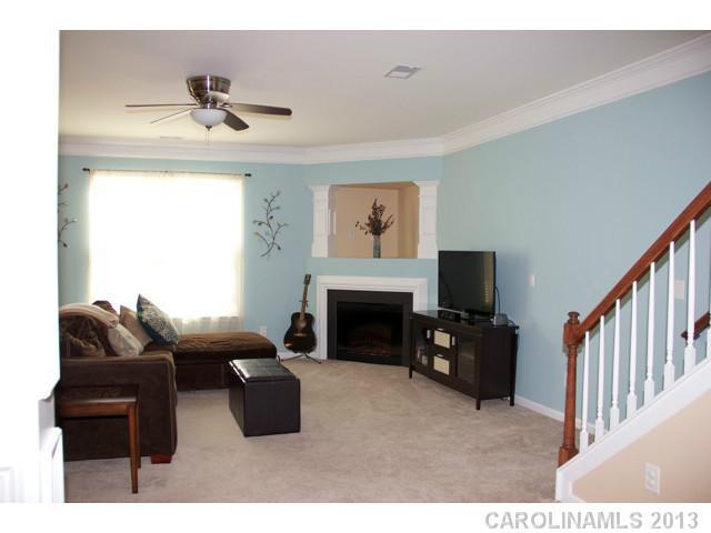802 Rook Road Charlotte, NC 28216 - Photo 8 of 16