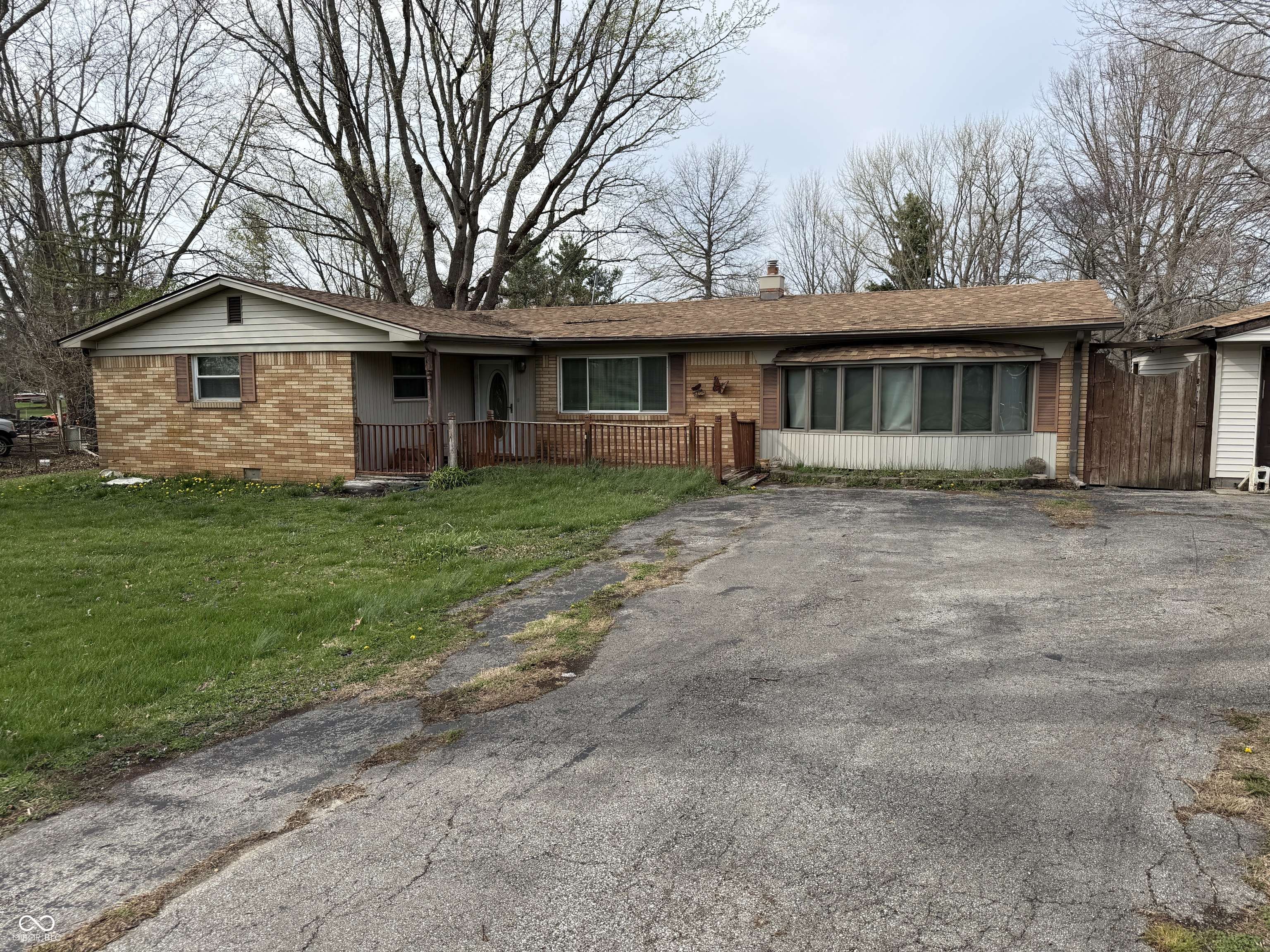 3190 Chapel Road Anderson, IN 46012 - Photo 2 of 33 Gallery Image 2