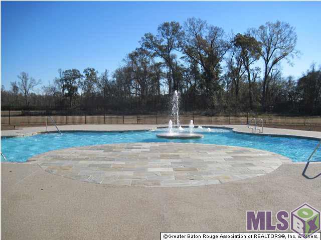 8528 Billiu Street Baton Rouge, LA 70817 - Photo 4 of 5