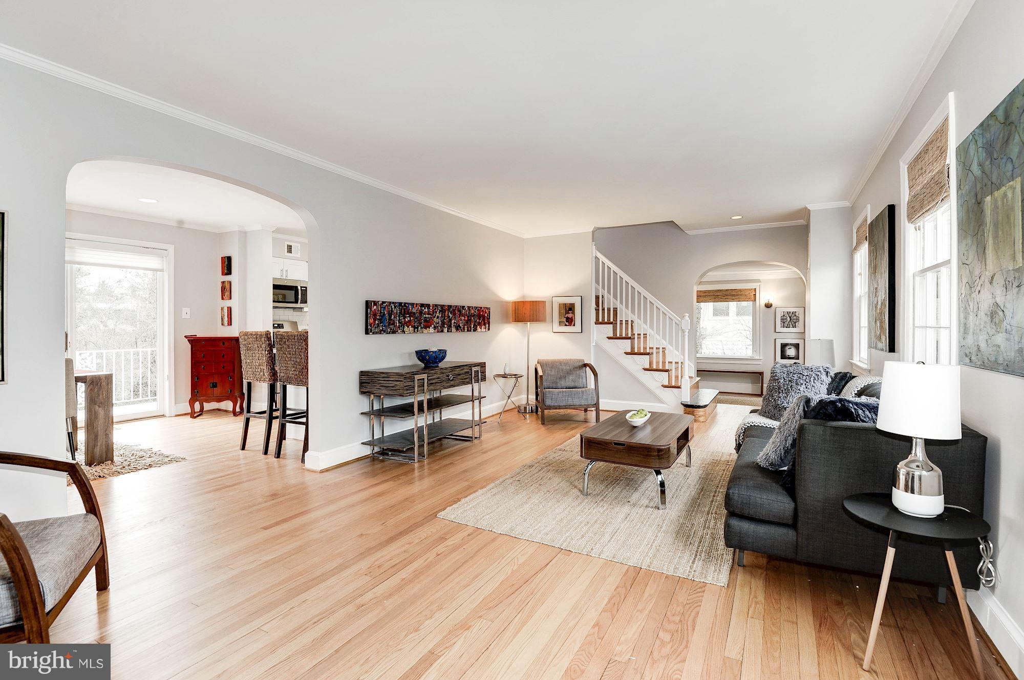 5000 Park Place Bethesda, MD 20816 - Photo 4 of 30 a living room with furniture dining table and wooden floor