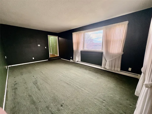 $299,900 | 923 Squires Avenue, Endicott, NY 13760