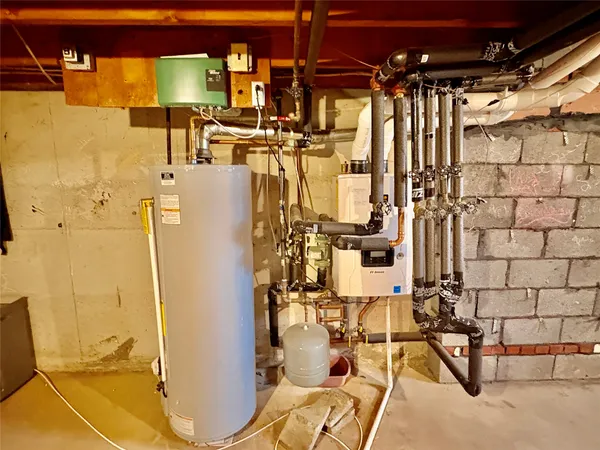 $299,900 | 923 Squires Avenue, Endicott, NY 13760