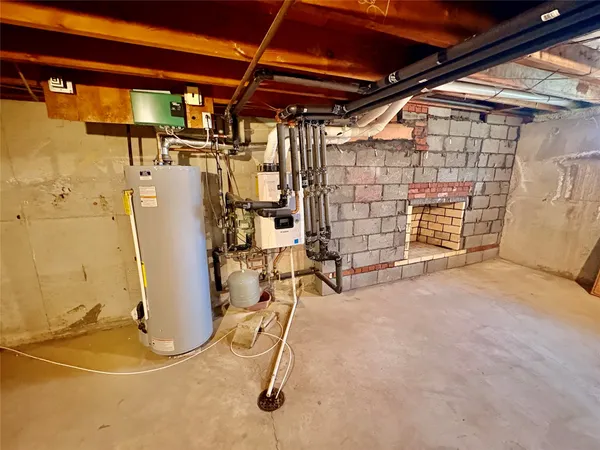 $299,900 | 923 Squires Avenue, Endicott, NY 13760