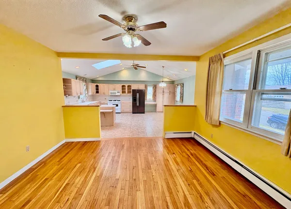 $299,900 | 923 Squires Avenue, Endicott, NY 13760