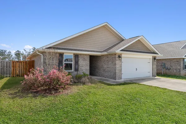 $300,000 | 967 Merganser Way, Crestview, FL 32539