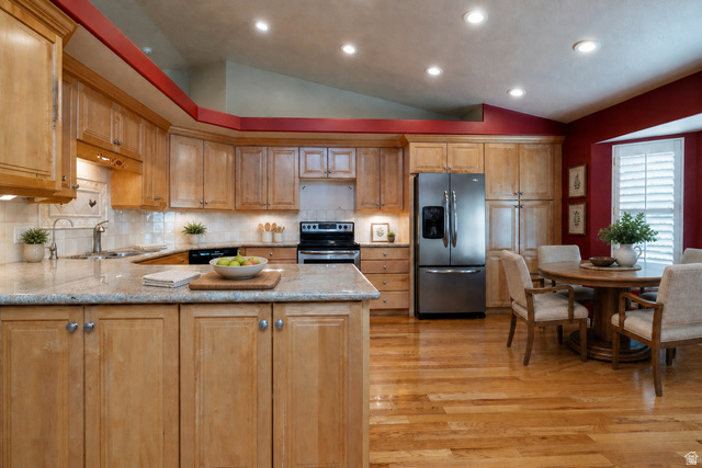 1637 Linden Lane, Unit 231 Bountiful, UT 84010 - Photo 3 of 52