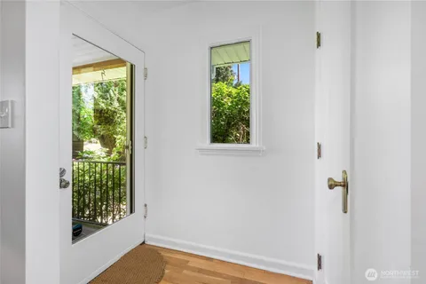 $999,950 | 8205 19th Avenue Northeast, Seattle, WA 98115