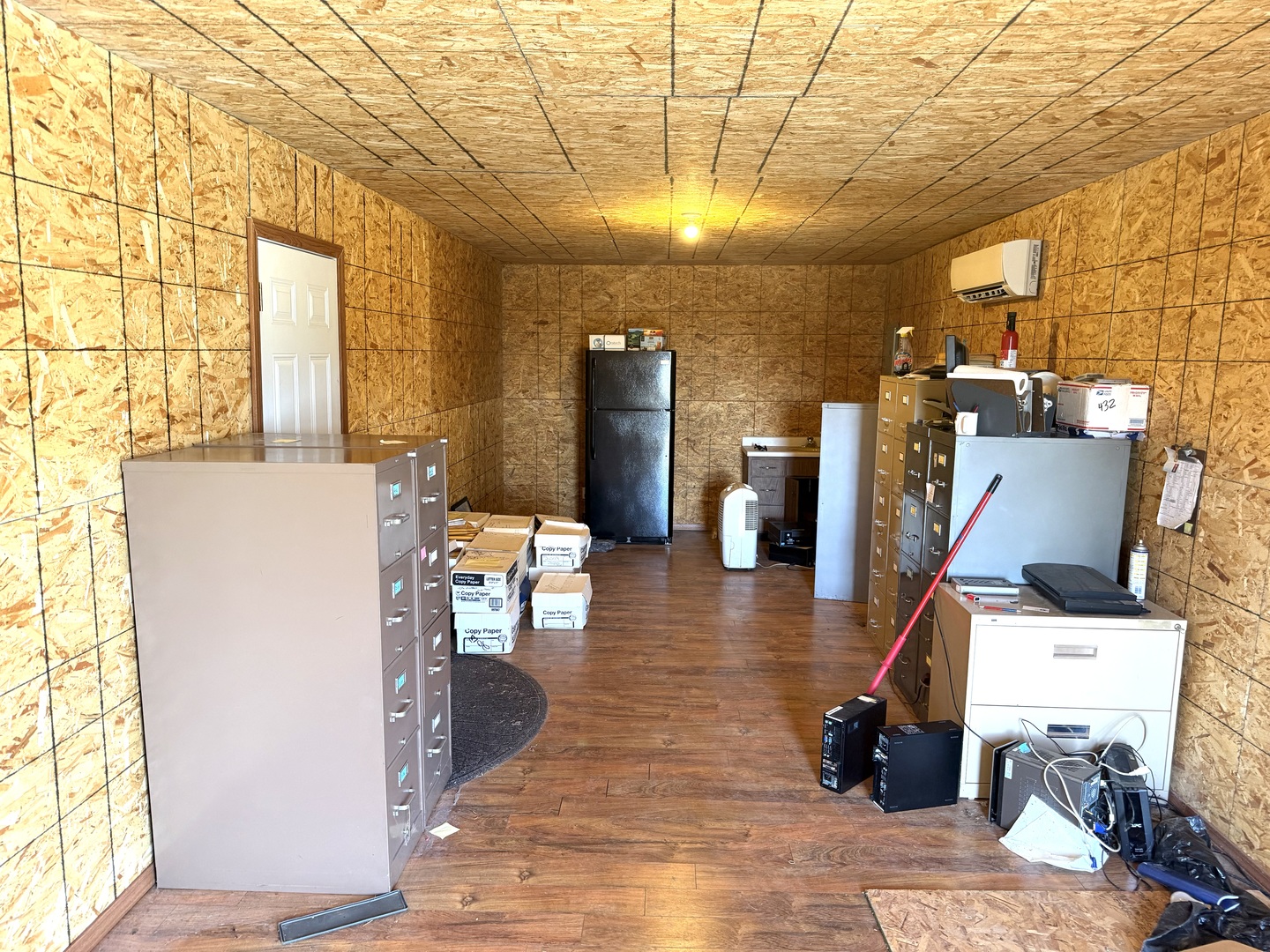 403 East Croan Street Irvington, IL 62848 - Photo 4 of 6