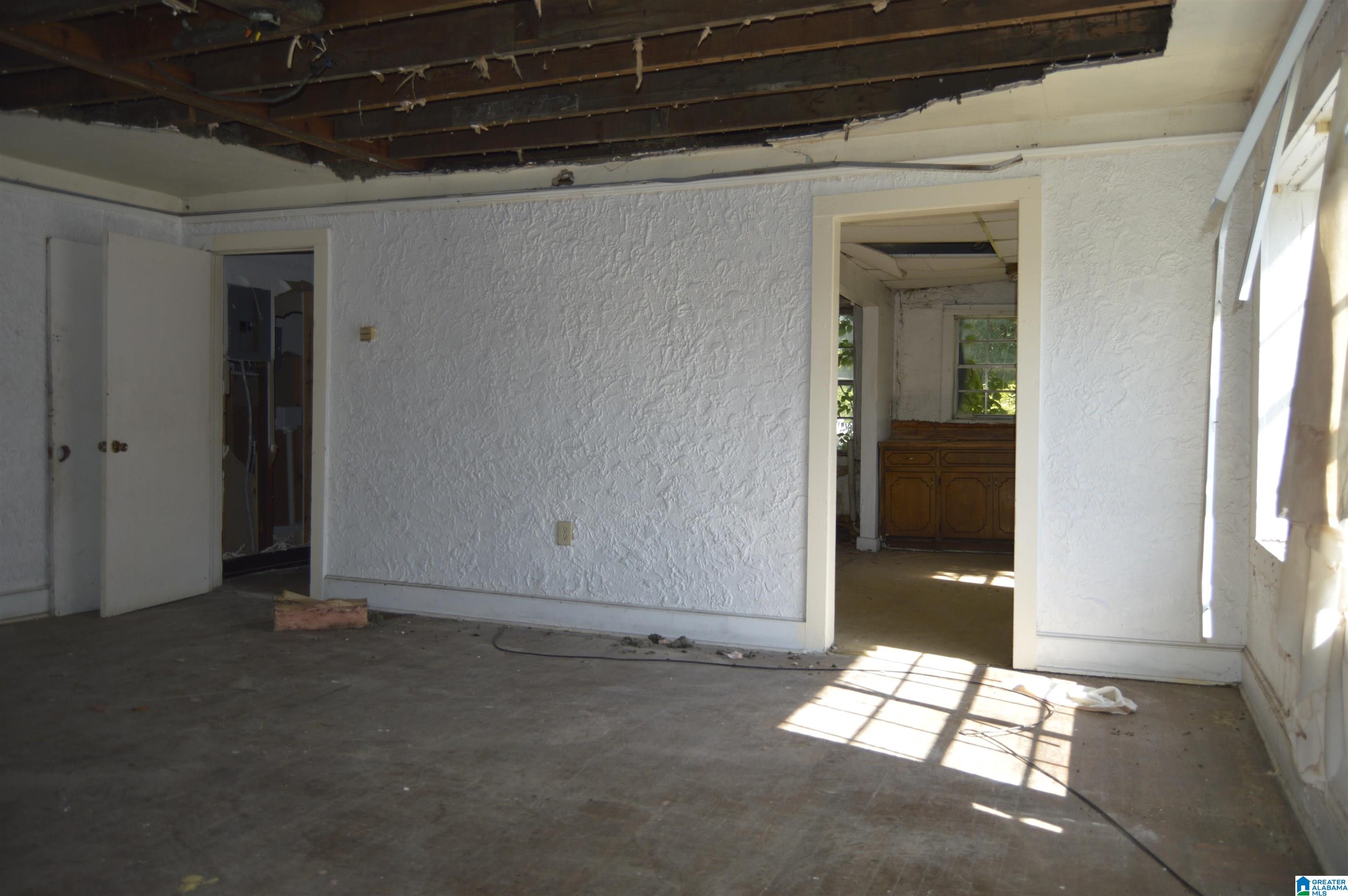 300 56th Street Fairfield, AL 35064 - Photo 18 of 21