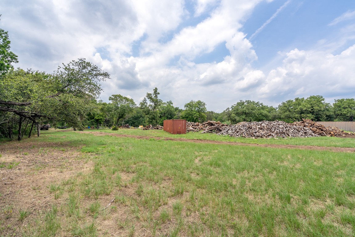 25585 Ronald Reagan Boulevard Georgetown, TX 78633 - Photo 8 of 17 a view of a green field with lots of green space