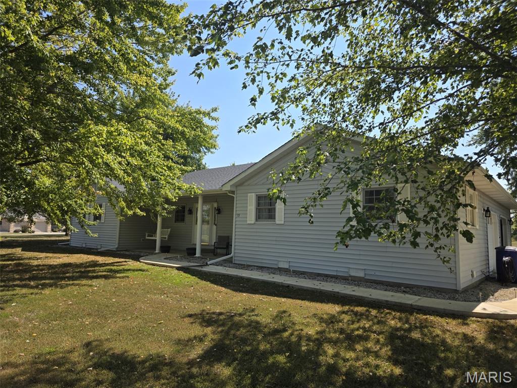 35 Hickory Road Nashville, IL 62263 - Photo 26 of 27