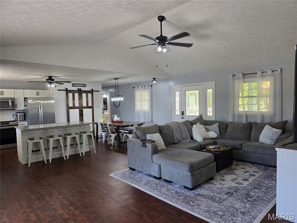 35 Hickory Road Nashville, IL 62263 - Photo 6 of 27