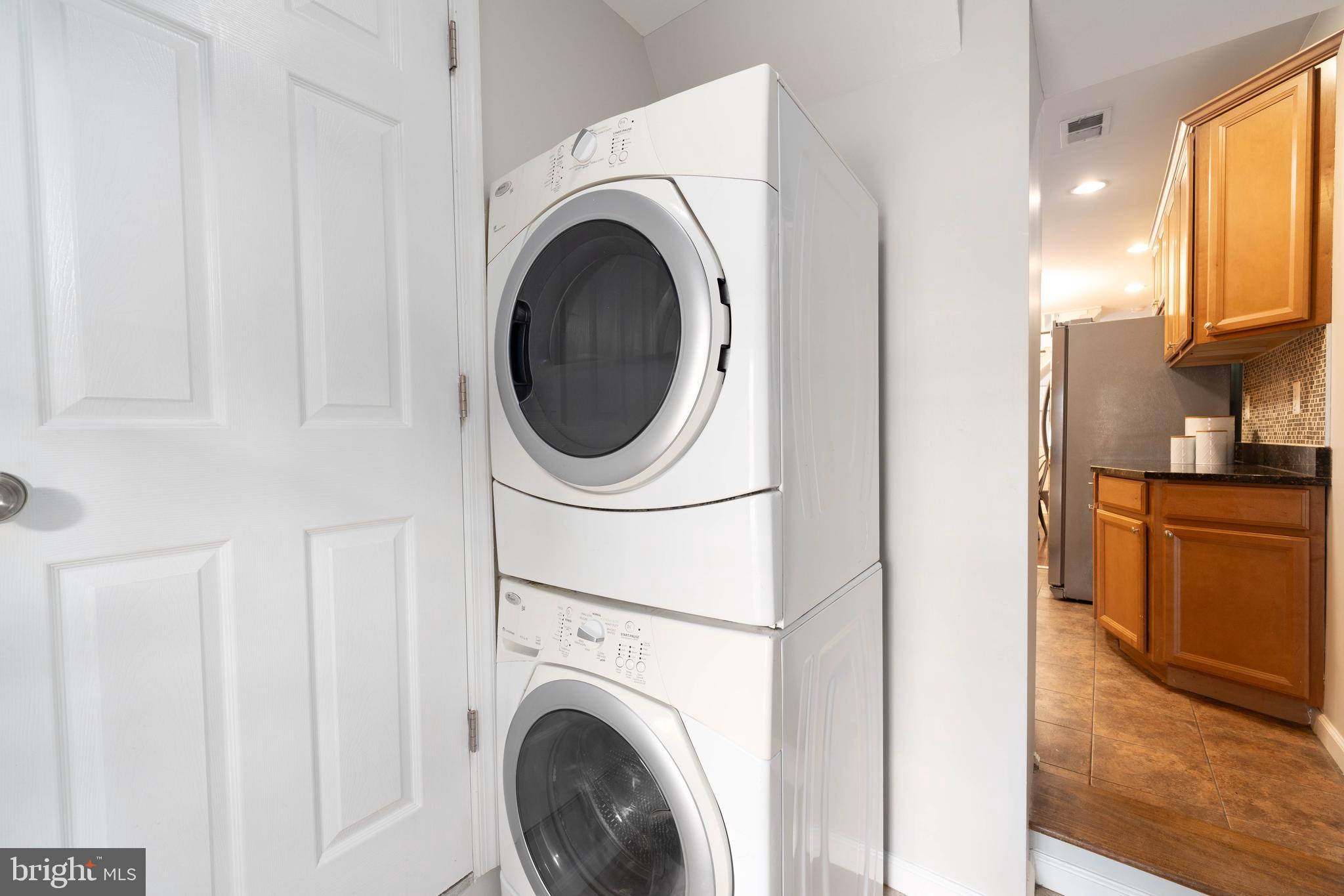 1421 Decatur Street Baltimore, MD 21230 - Photo 15 of 27 Laundry area
