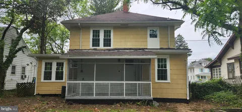 $299,900 | 131 North Shipley Street, Seaford, DE 19973