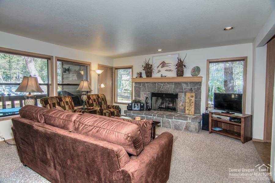57387-37b Beaver Ridge Loop Sunriver, OR 97707 - Photo 7 of 24 Additional Photo