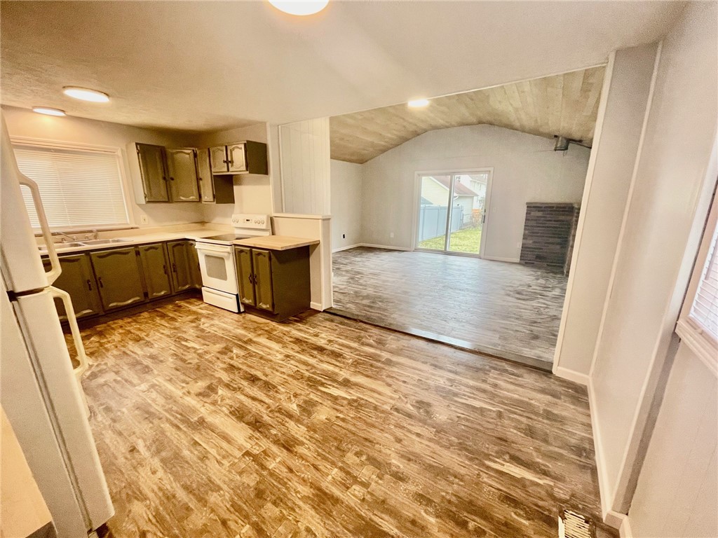 223 East Filbert Street East Rochester, NY 14445 - Photo 20 of 46 Kitchen Eating Area to Gathering Room