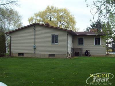 1726 South Kerby Road Corunna, MI 48817 - Photo 3 of 12 20201448-2.JPG